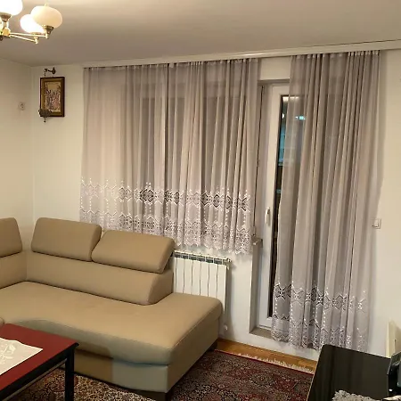 Istocno Apartman *