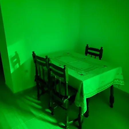 Apartamento Istocno Apartman *